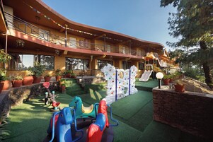 Área de juegos infantiles al aire libre