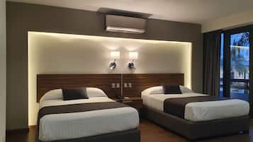 Chambre Double, 2 lits doubles