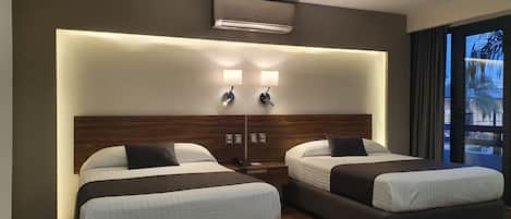 Chambre Double, 2 lits doubles