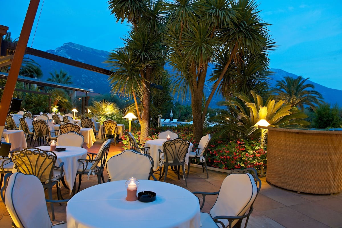 breakfast, lunch, dinner served; italian cuisine, pool views