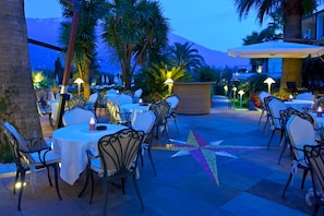 Breakfast, lunch, dinner served; Italian cuisine, pool views
