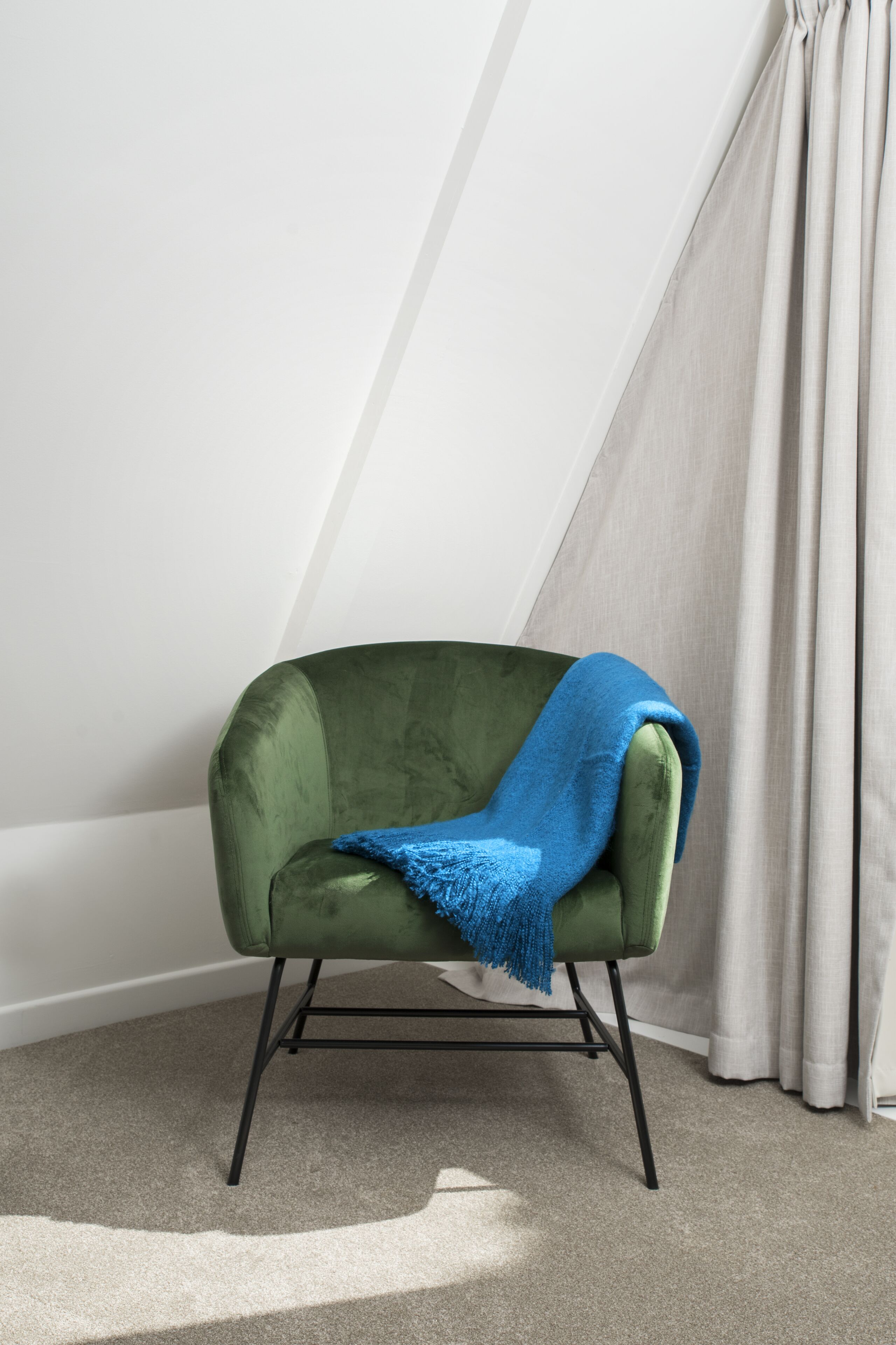 koru chalet | living area