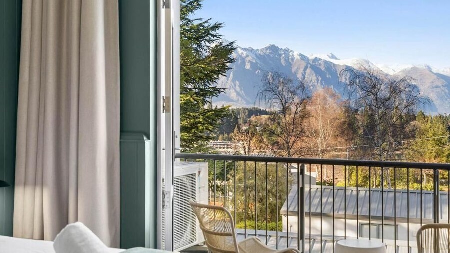 Hampshire Holiday Parks - Queenstown Lakeview