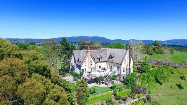 Exterior - The French Country House (Whakamarama)
