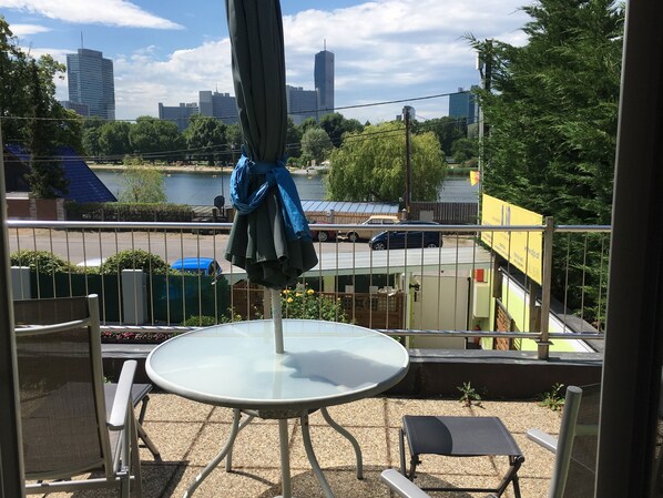 Suite Studio Deluxe, terrasse, vue jardin (50€ cleaning fee on top of the rate) | Vue de la chambre