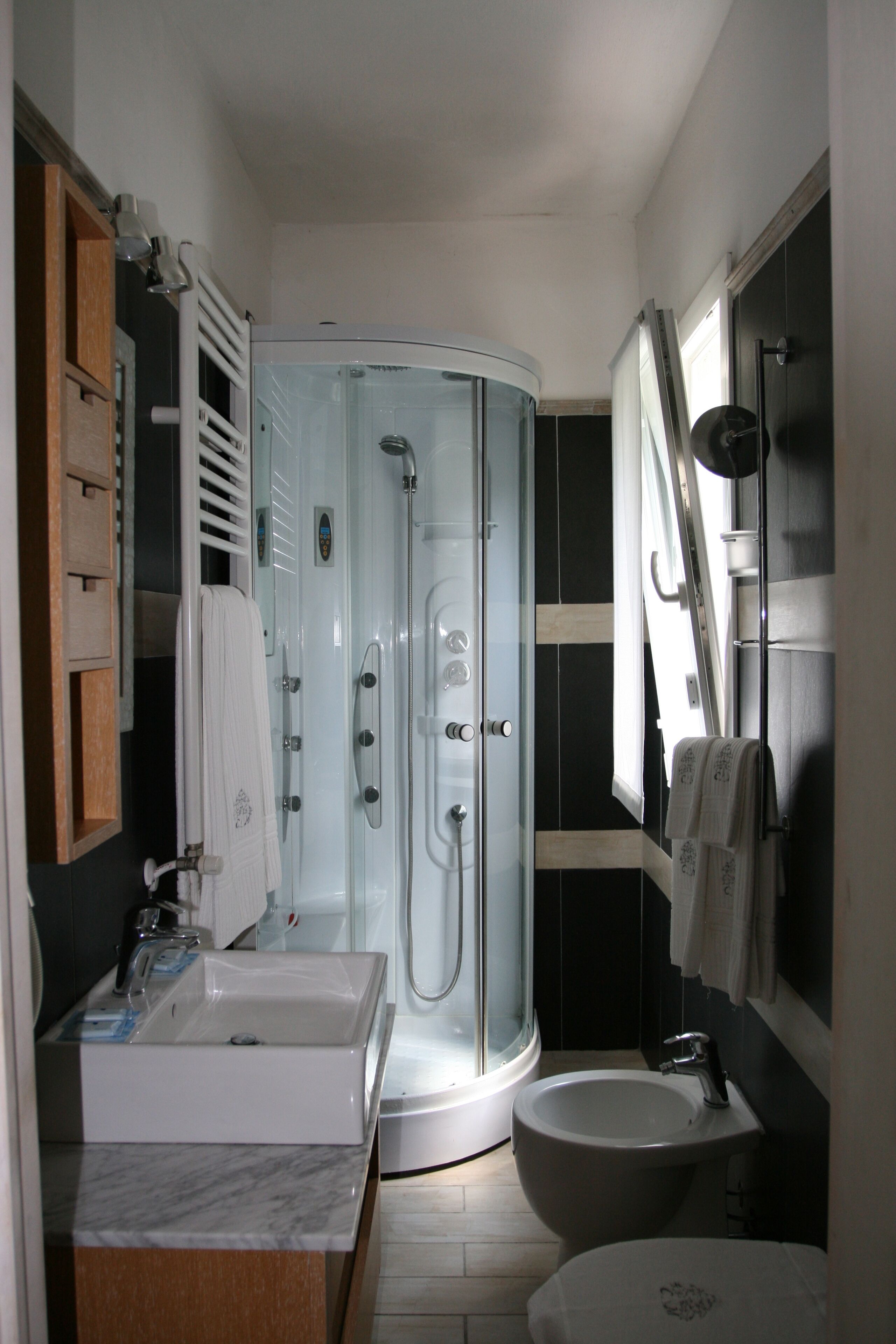 Appartamento Standard, 1 camera da letto, angolo cottura | Bagno | Doccia, set di cortesia gratuito, asciugacapelli, bidet