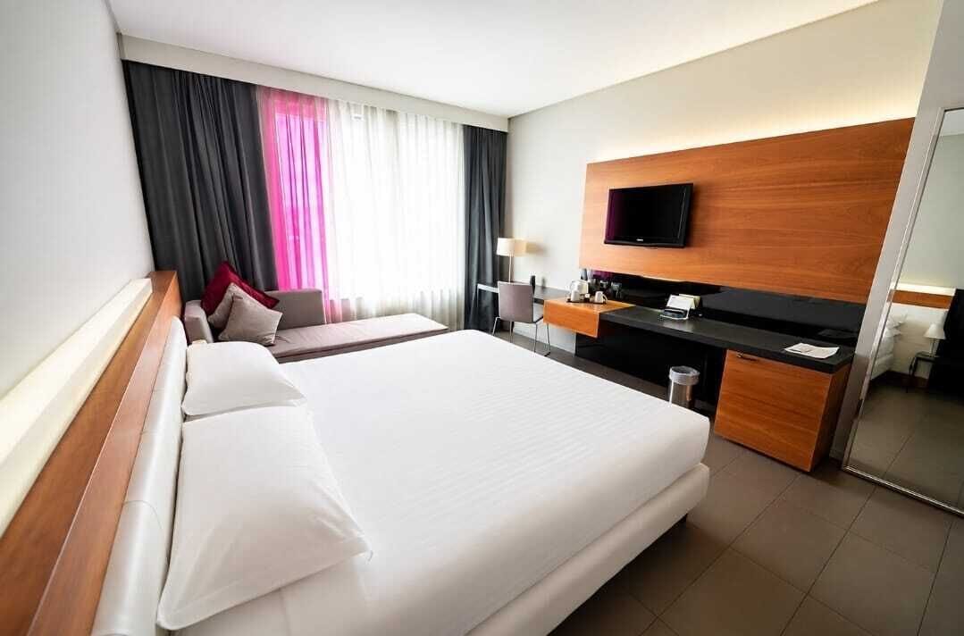 Ropa de cama de alta calidad, edredón y minibar 