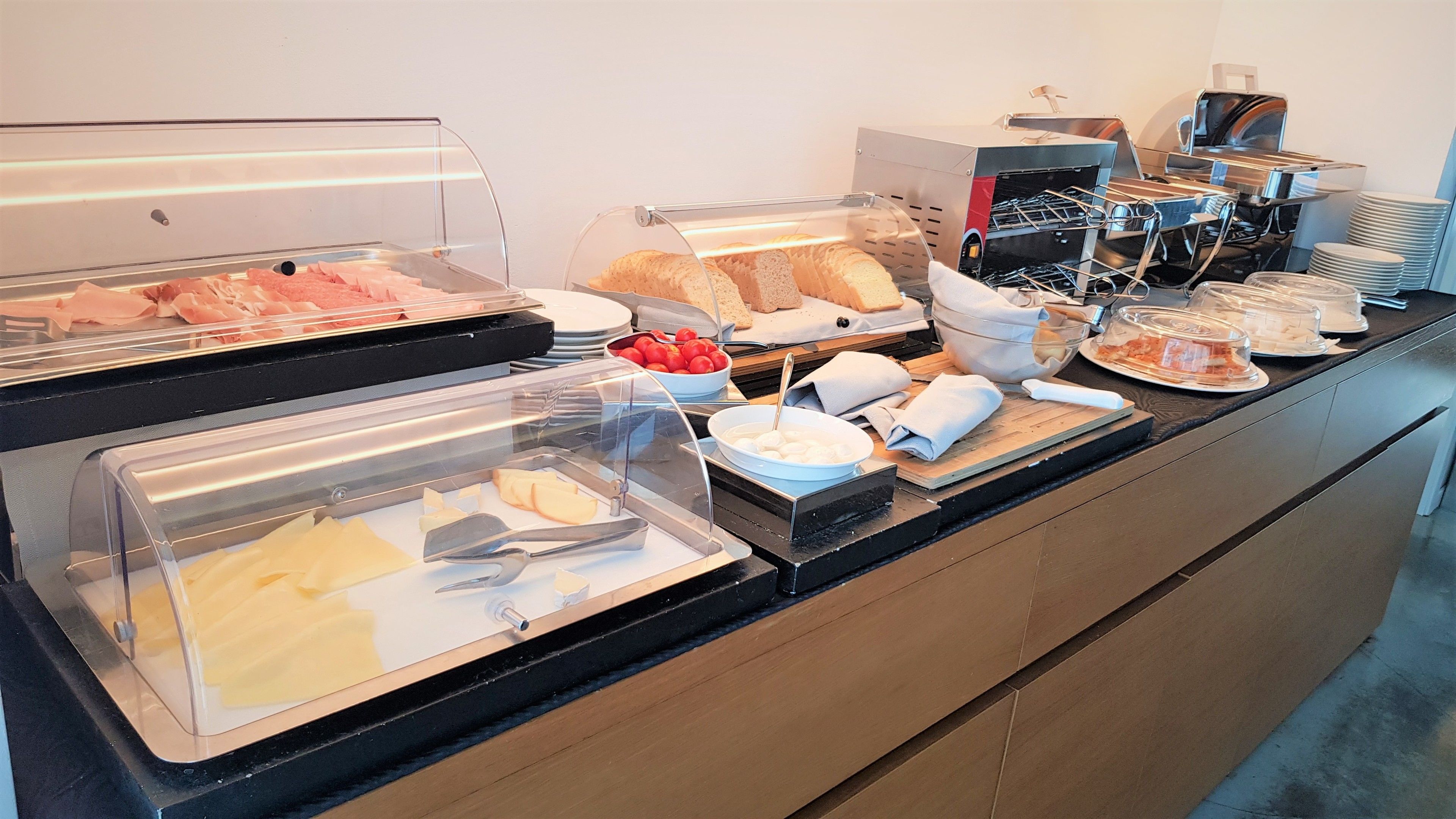 daily buffet breakfast (eur 10 per person)
