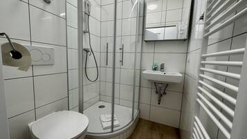 Studio Classique, non-fumeurs, cuisine | Salle de bain | Douche, sĂšche-cheveux, serviettes fournies