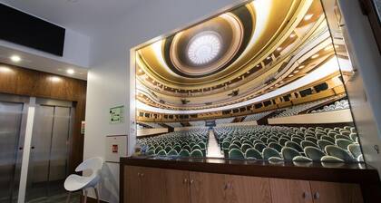 Porto Coliseum Hotel