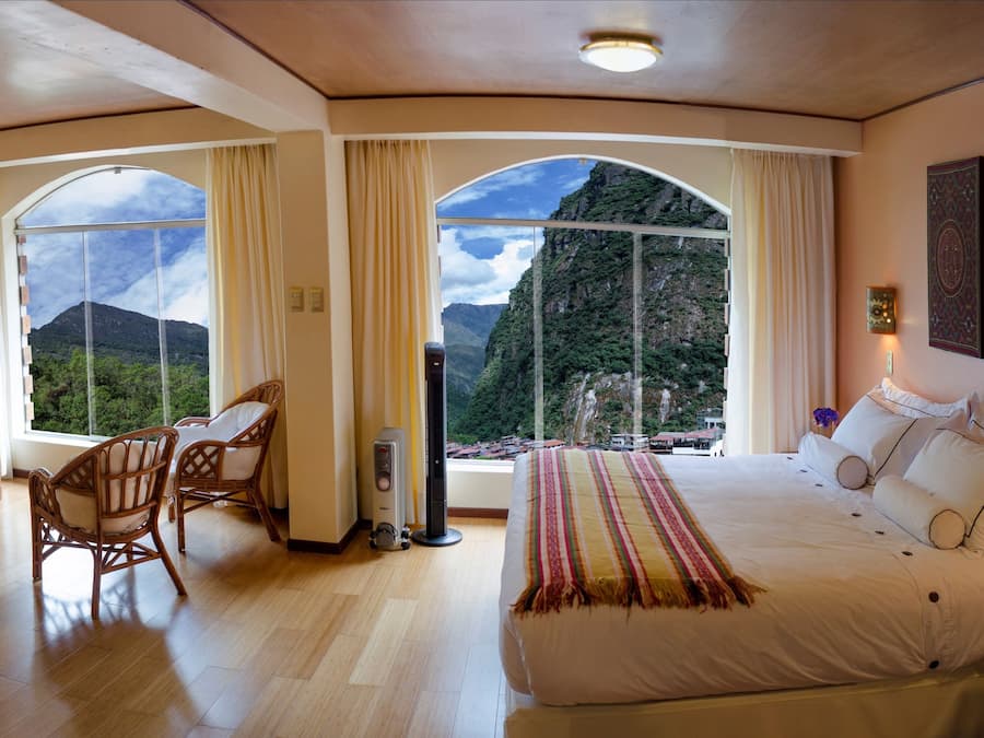 Ropa de cama de alta calidad y minibar