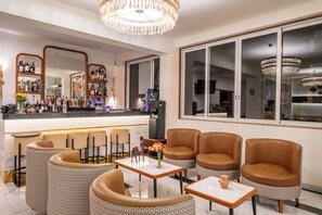 Bar (in der Unterkunft)