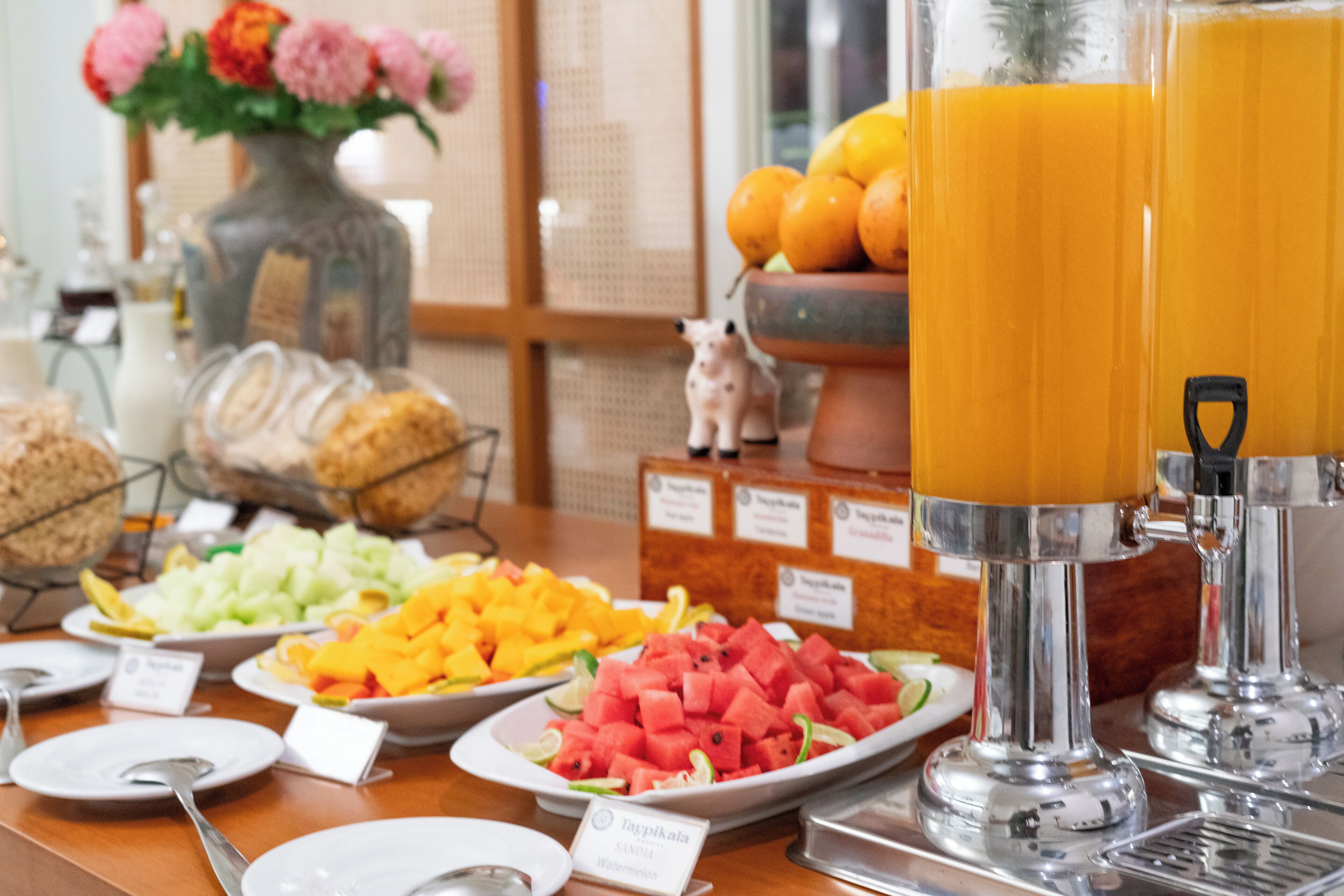 free daily full breakfast