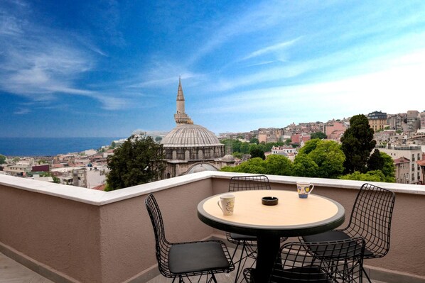 Balcony - Masal Apart (Istanbul)