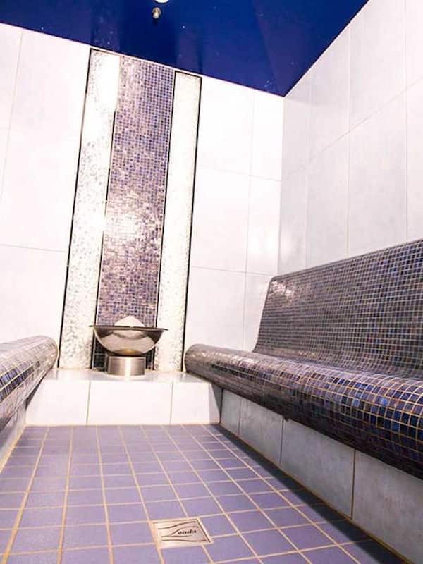 Sauna, Whirlpool, Türkisches Bad/Hamam, Körperbehandlungen