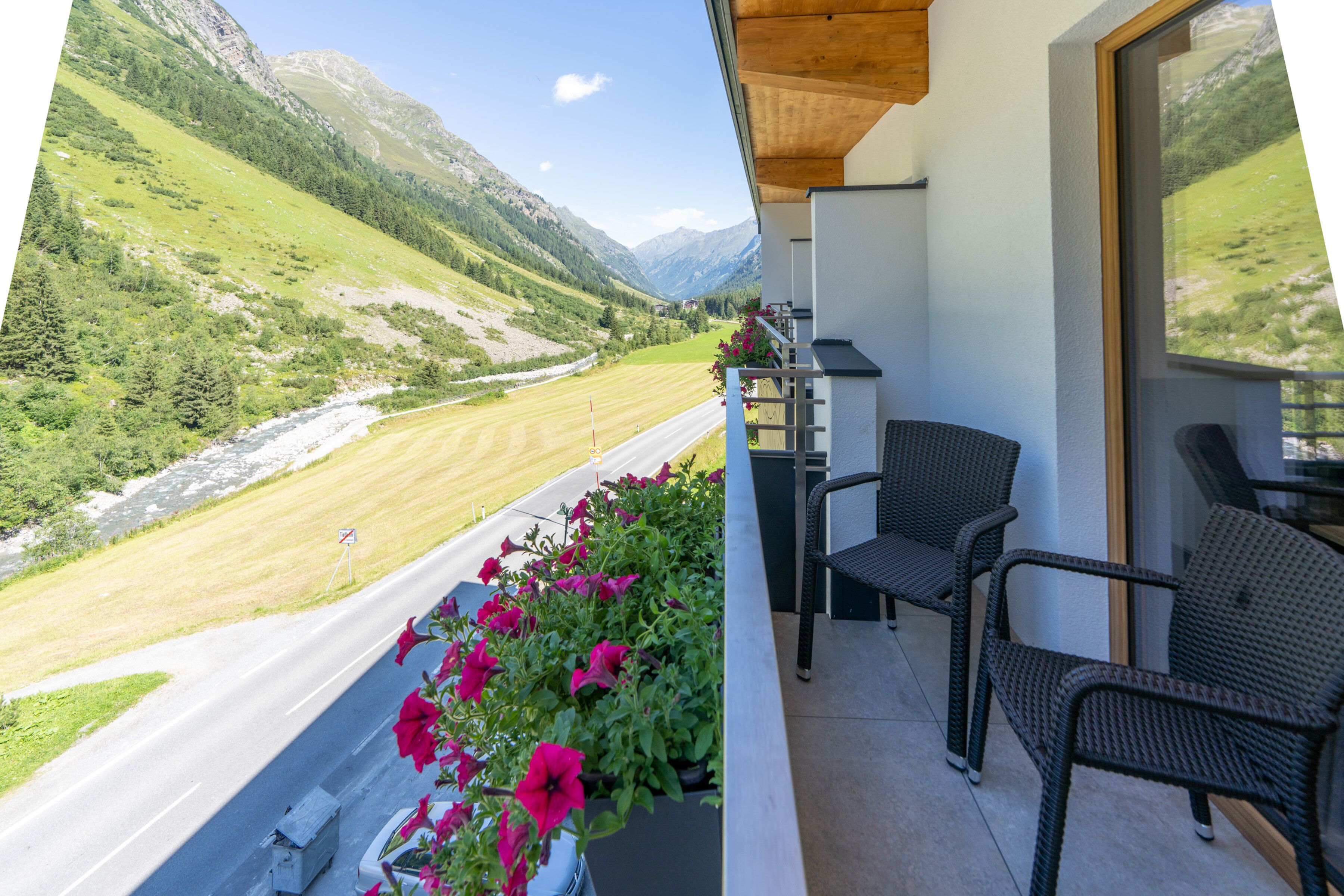 全景雙人房 (Tirol) | 陽台