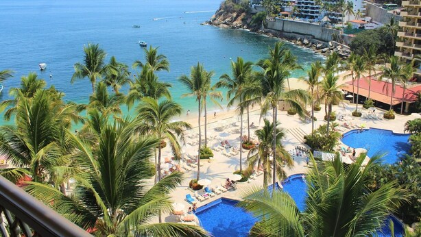 Minibar, in-room safe, blackout drapes, iron/ironing board - Barcelo Puerto Vallarta All Inclusive (Puerto Vallarta)