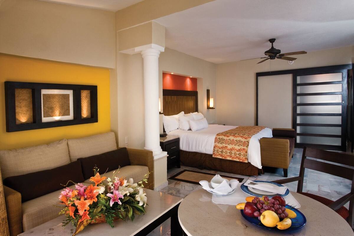 Minibar, in-room safe, blackout drapes, iron/ironing board