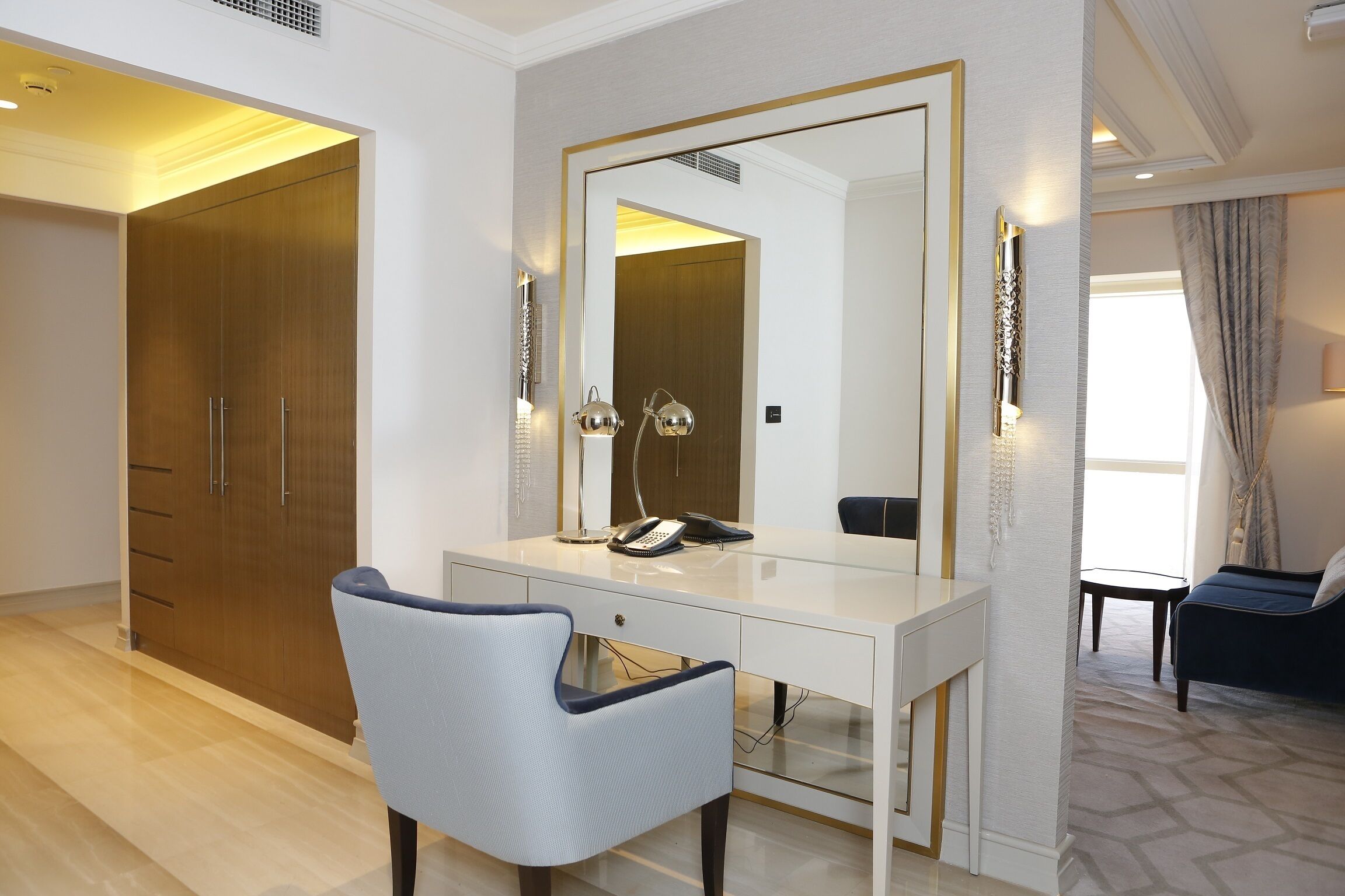 presidential studio suite, 2 bedrooms | premium bedding, minibar, in-room safe, blackout curtains