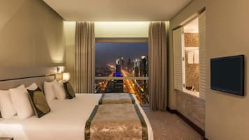 1 bedroom, premium bedding, minibar, in-room safe