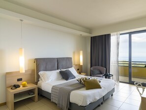 Minibar, in-room safe, desk, soundproofing