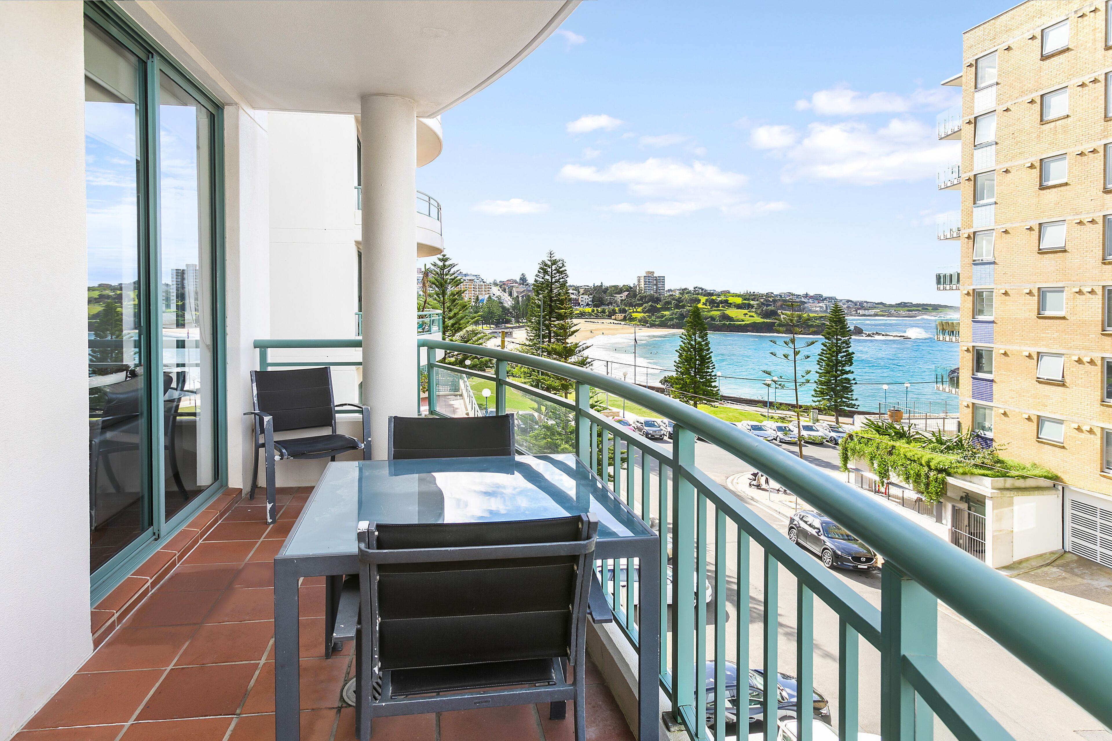 AEA The Coogee View Serviced Apartments — image 3