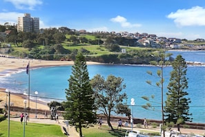 Beach/ocean view - AEA The Coogee View Serviced Apartments (Coogee)