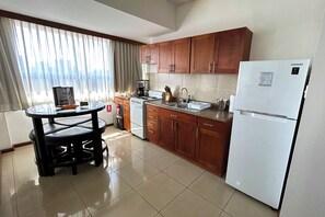 Coffres-forts dans les chambres, bureau, rideaux occultants