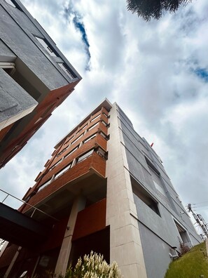 Exterior - Suites Jardin Imperial (Guatemala City)