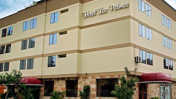 واجهة المنشأة