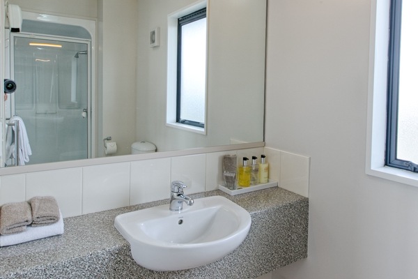 Desk, blackout drapes, iron/ironing board, free WiFi