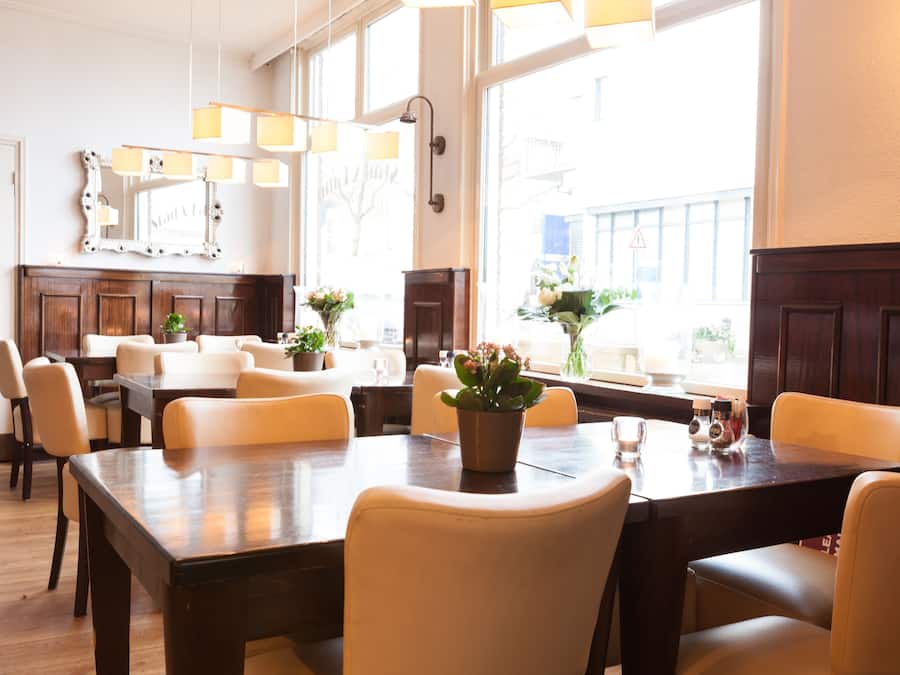 Breakfast, lunch, dinner served; local cuisine