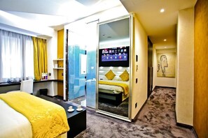 Premium bedding, minibar, in-room safe, desk - Style Hotel (Milan)