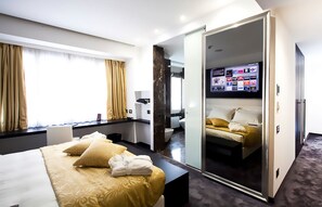 Juniorsvit | Sängtillbehör av högsta kvalitet och minibar