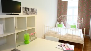 Unclassified image, 5 of 14, button - Hostel Guesthouse Kaiser 23 - Hostel (Vienna)