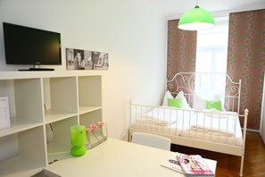 Chambre Double Confort, salle de bains commune