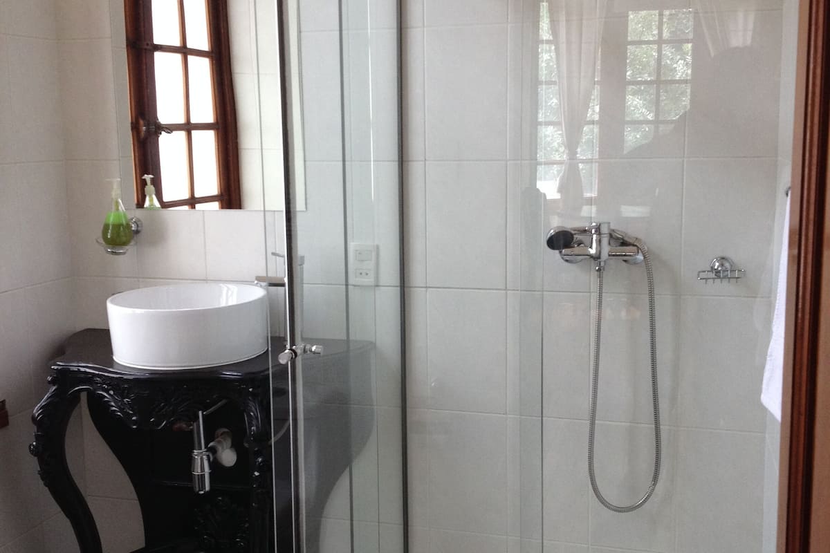 Douche de la salle de bain