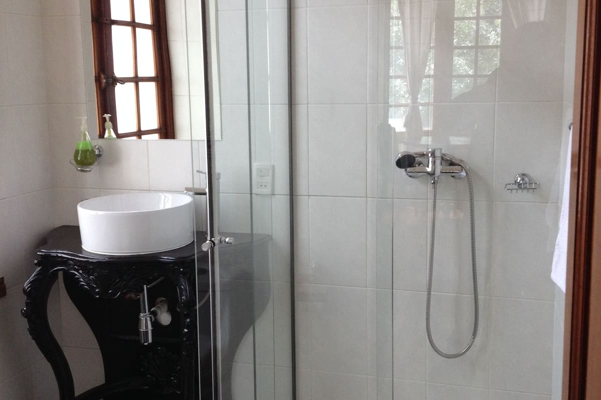 bathroom shower