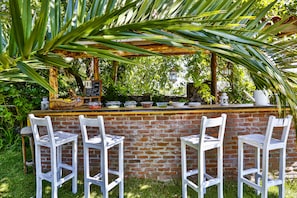 BBQ/picnic Area - Tranquilla River Lodge - Adults Only (Sile)