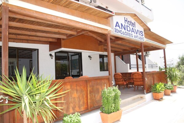 Exterior - Andavis (Kos)