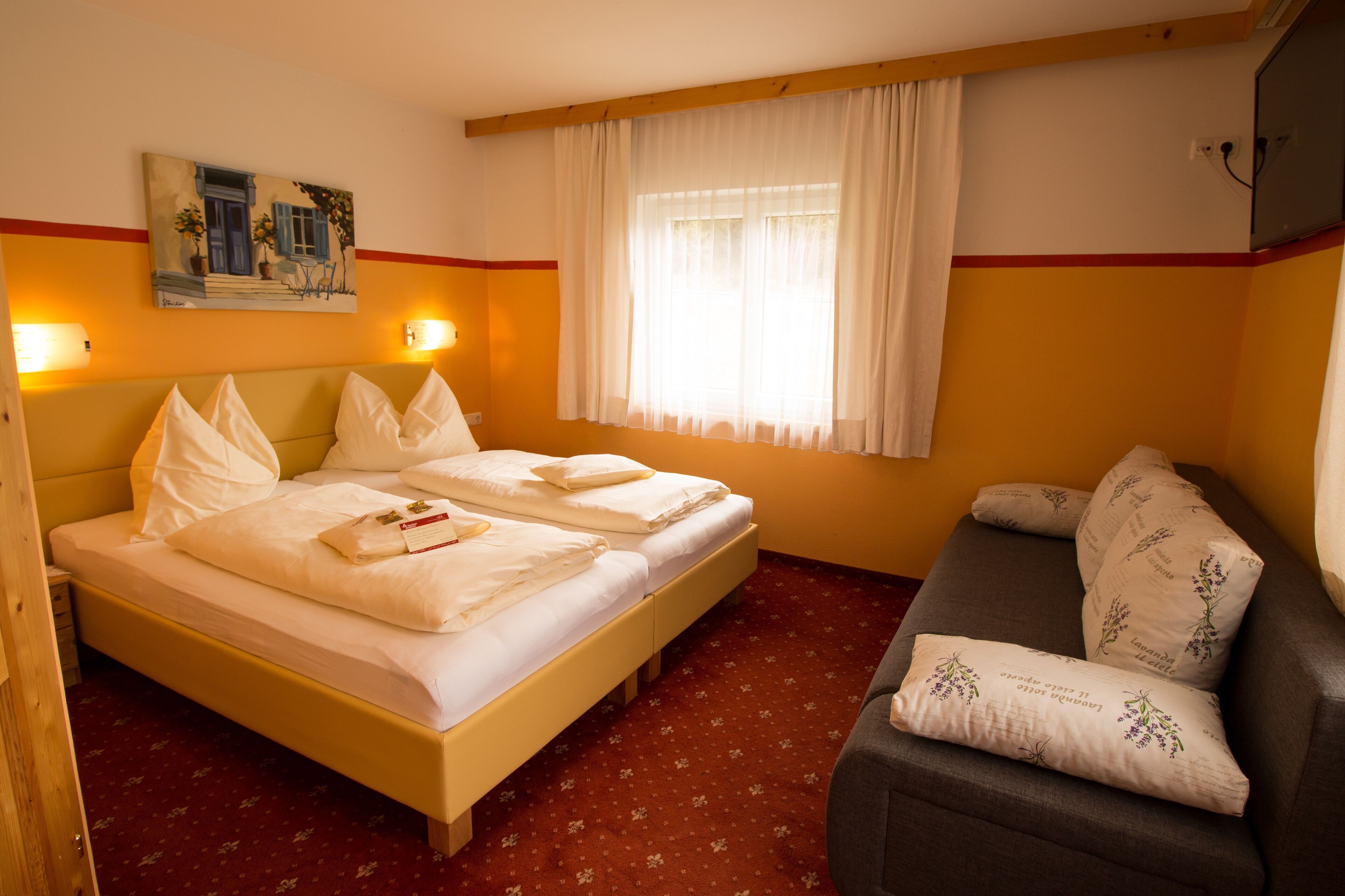 comfort double room, private bathroom | 1 bedroom, premium bedding, individually decorated