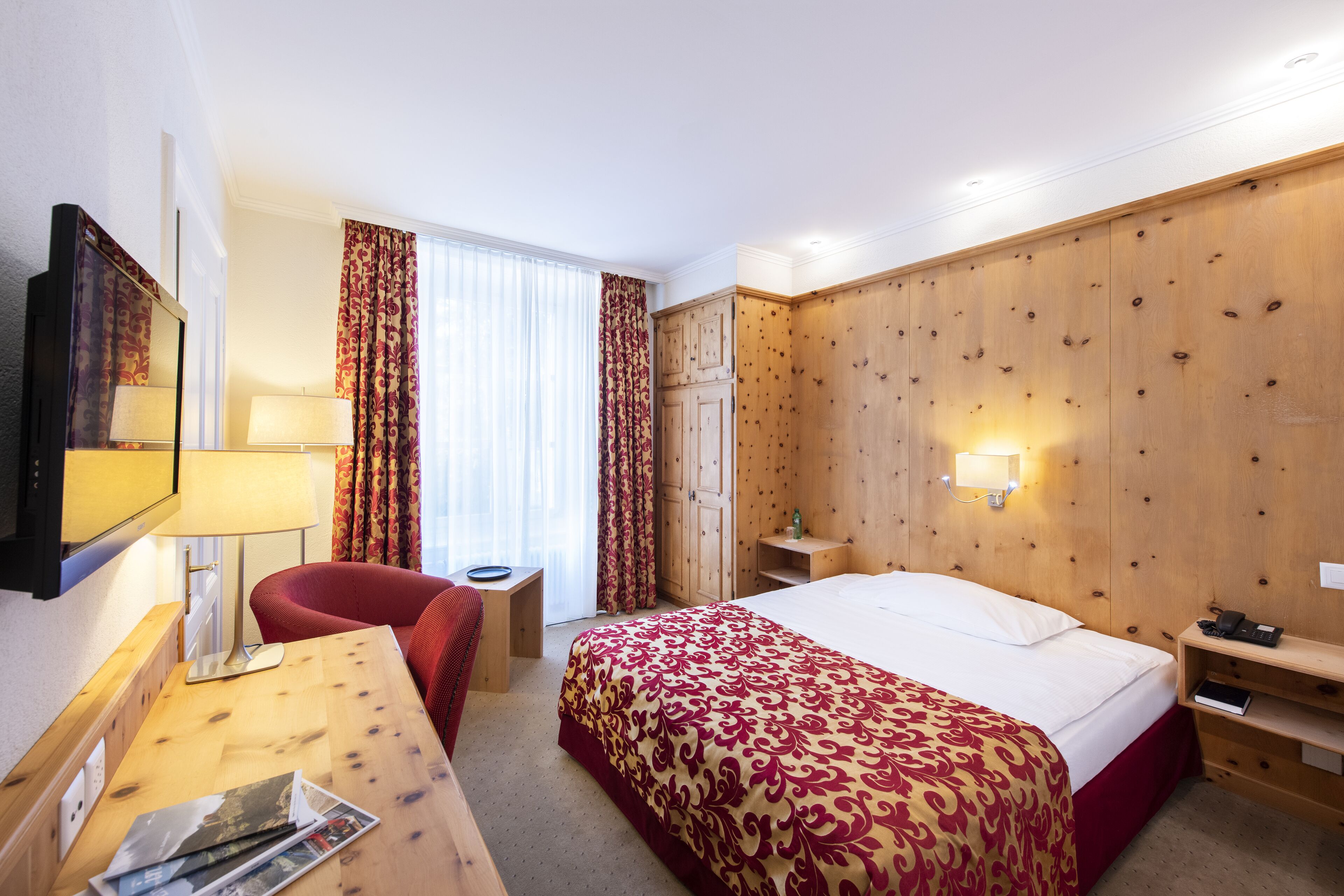 comfort single room | premium bedding, minibar, in-room safe, desk