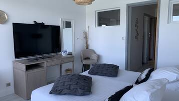 Superior Triple Room, Lake View | Memory foam beds, in-room safe, iron/ironing board, cribs/infant beds