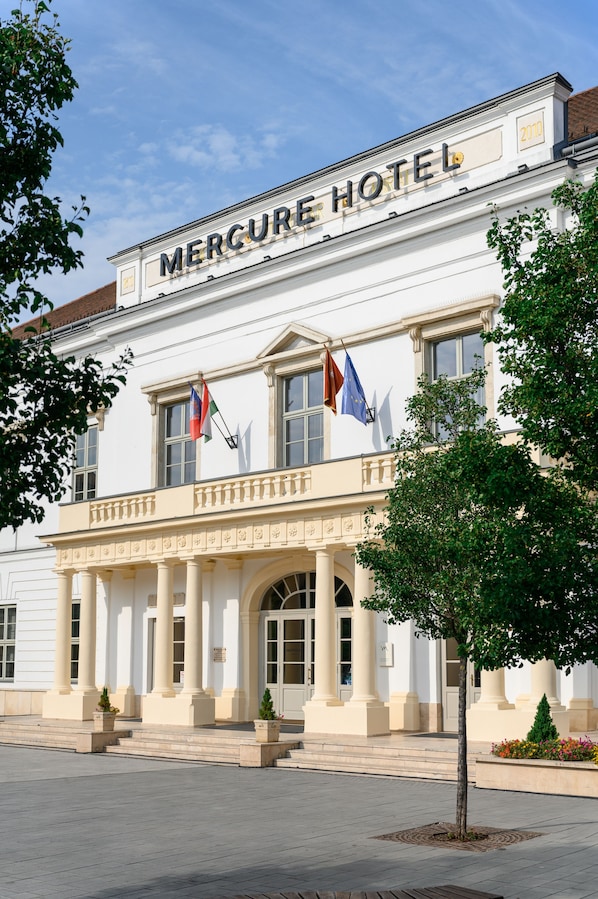 Exterior - Mercure Szekesfehervar Magyar Kiraly (Szekesfehervar)