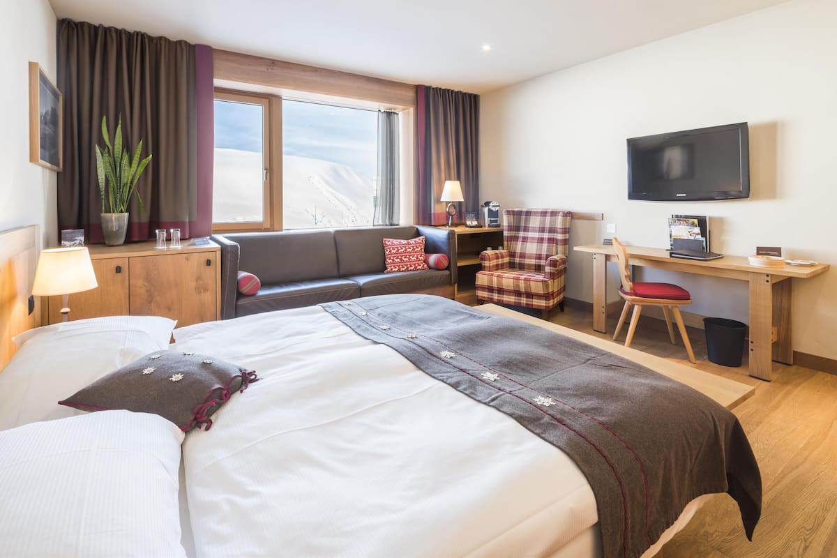Double or Twin Room (Mountain View Room) | Premium bedding, down comforters, minibar, in-room safe