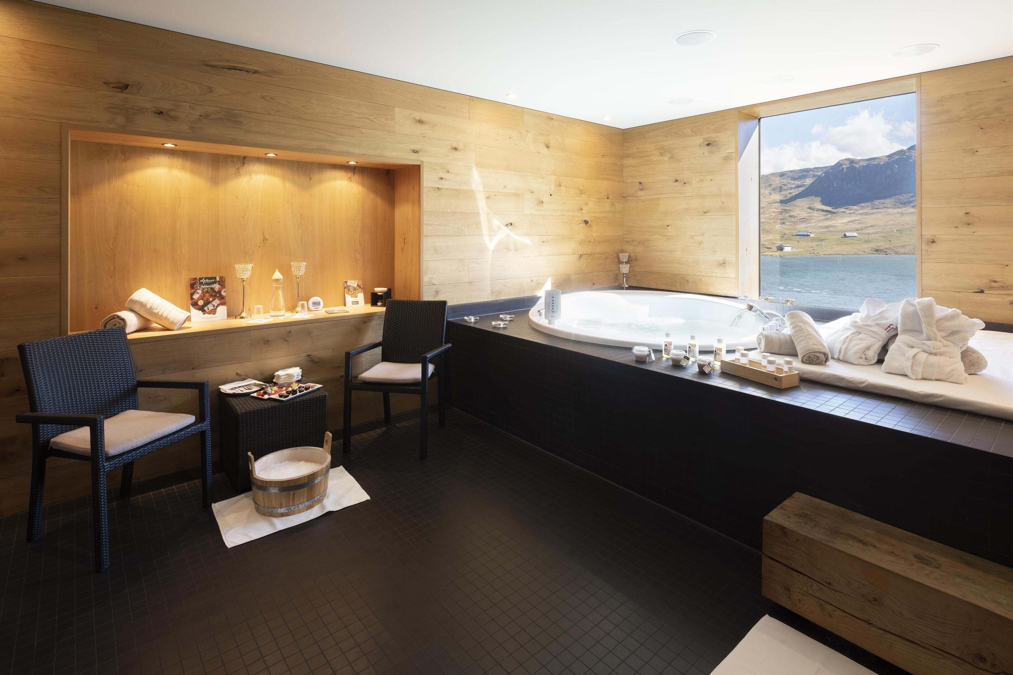 couples treatment room(s), sauna, steam room, body treatments