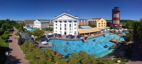 Fachada de la propiedad. Europa-Park Erlebnis-Resort, Hotel Bell Rock