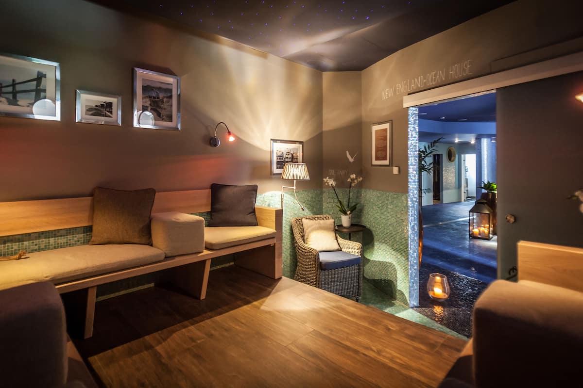 body treatments, thalassotherapy, facials, massages