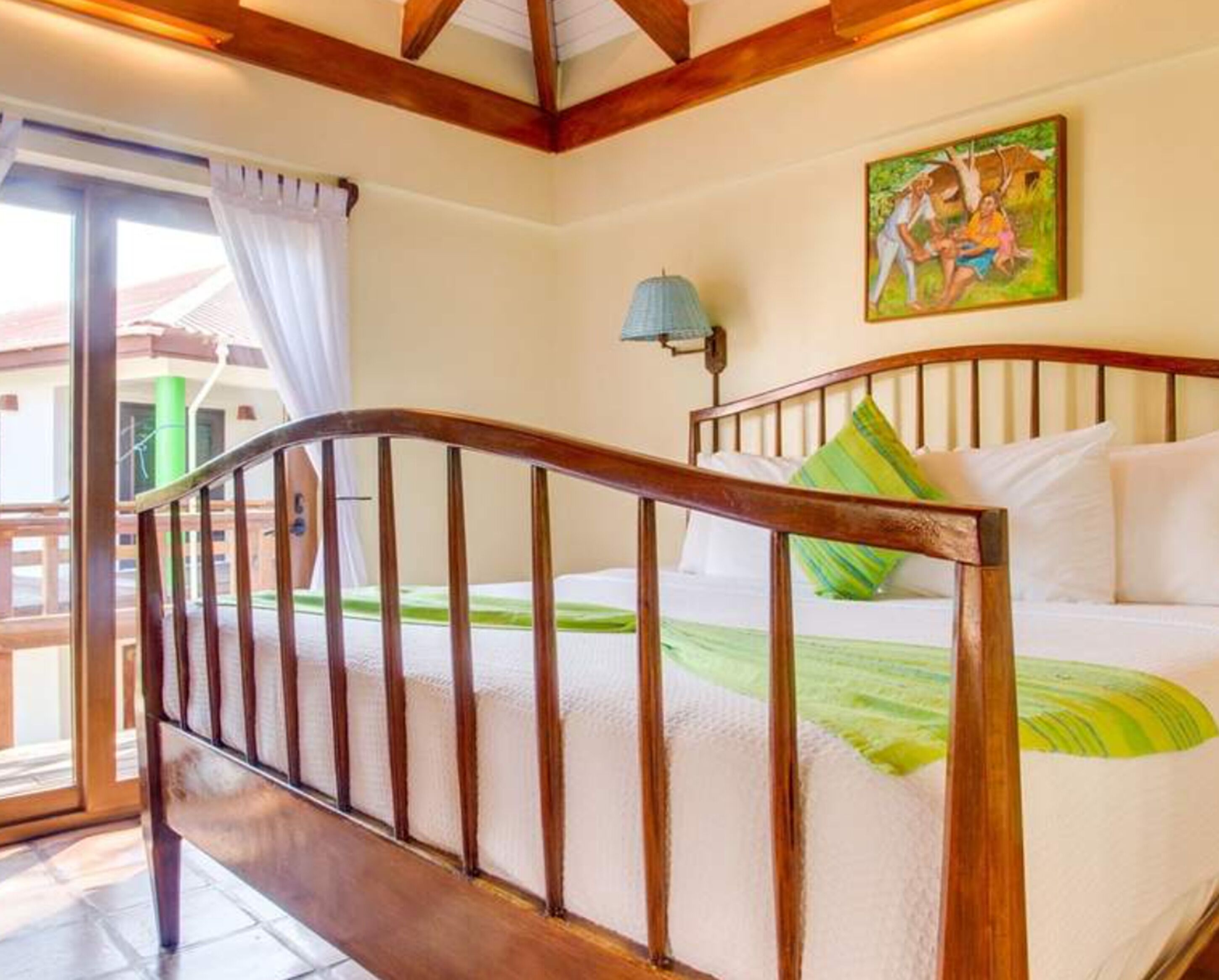 hypo-allergenic bedding, individually decorated, individually furnished