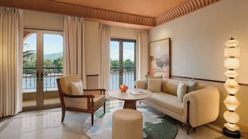 Grand Room, River View (Premium) | 1 bedroom, premium bedding, in-room safe, desk